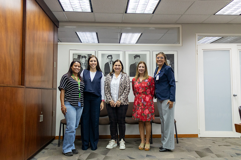 Rectora de la Universidad Rafael Belloso Chacín visitó la UNIMET